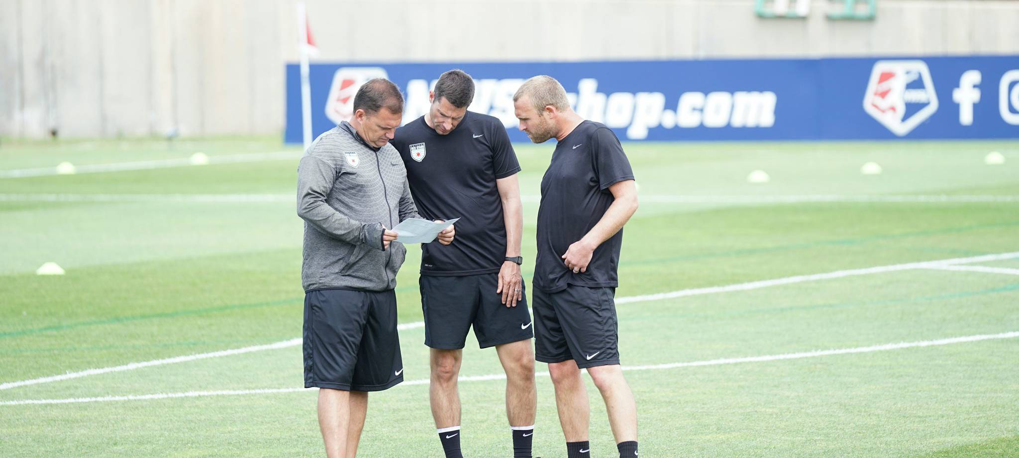 爱游戏体育服务